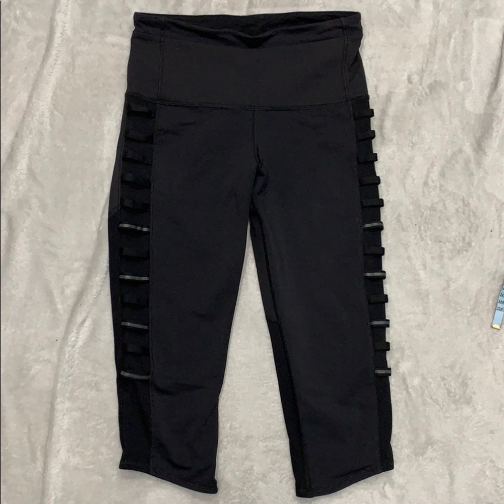 Lululemon Breezy Black Crop Leggings Size 6